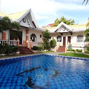 Gasthuis The Executive &, Davao City