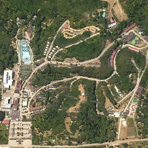 3* ホテル D'leonor Inland & Adventure Park